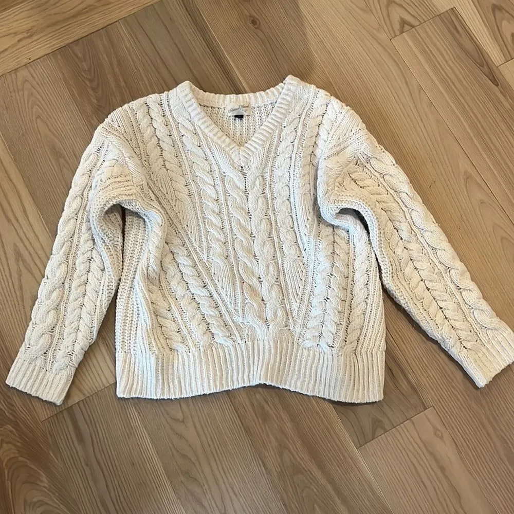 Universal Thread Cream Cable Knit Sweater XS